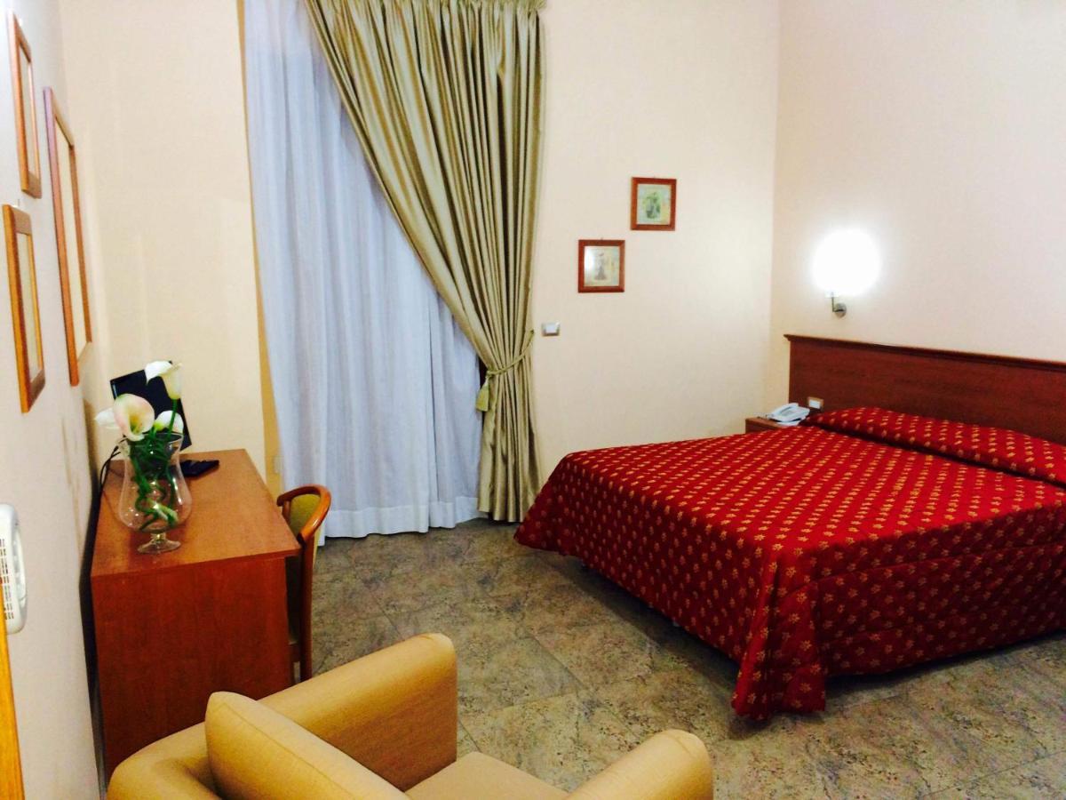 Grand Hotel Stella Maris Italia Palmi Quarto foto